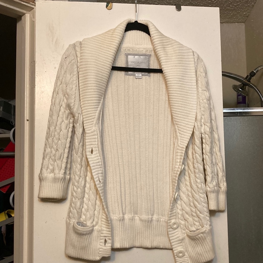 American Eagle sweater